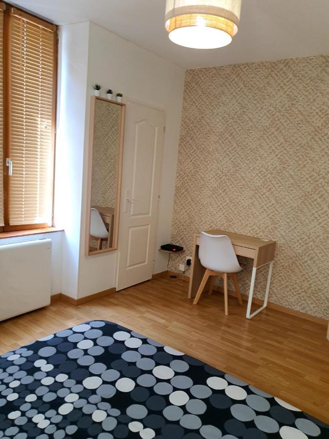 Appartement Cosy Entier, Parking Gratuit Dans La Rue Дижон Экстерьер фото